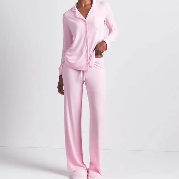 SKIMS Other - SKIMS NEW Med Size SOFT LOUNGE SLEEP SET